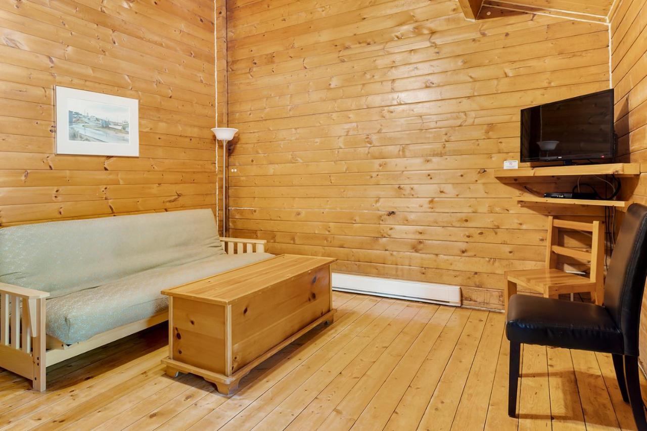 Ingonish Chalets Экстерьер фото