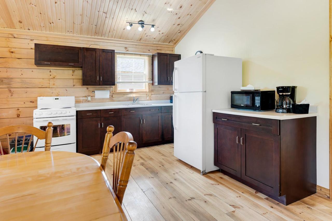 Ingonish Chalets Экстерьер фото