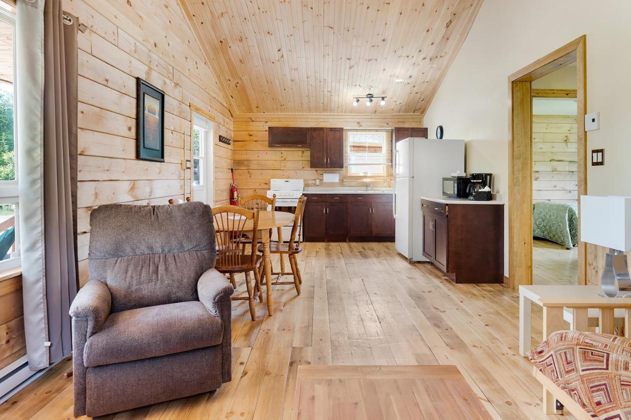 Ingonish Chalets Экстерьер фото